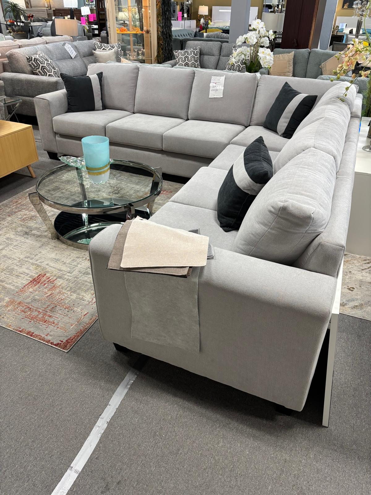 NKSPARAFKN5 Canadian Made Large Sectional (Fabric options)
