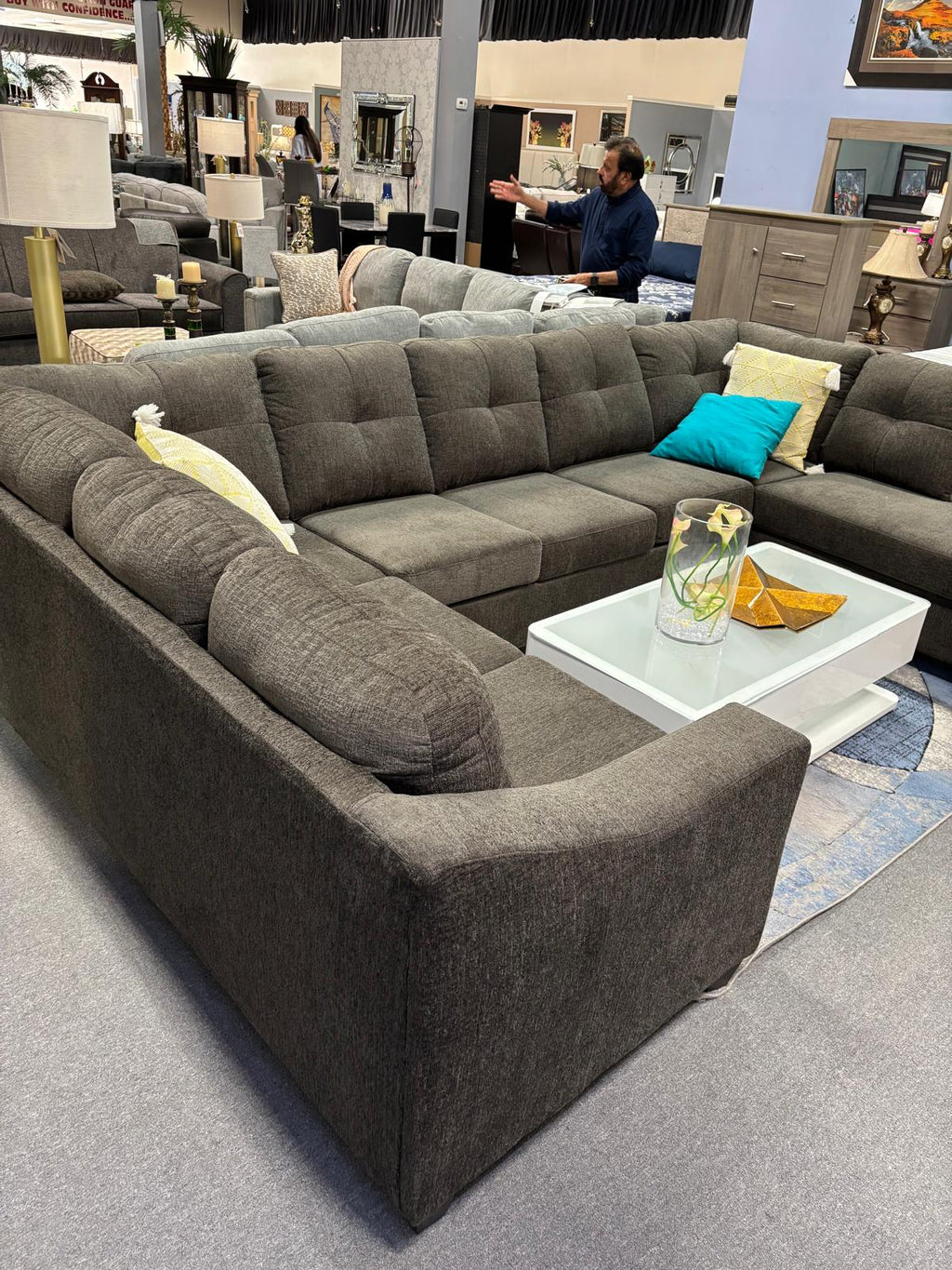 NKSPARAFKN15 Canadian Made Large Sectional (Fabric options)