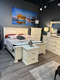 NKSTMART8 Canadian made Solid Wood  Bedroom Set ( Color options )