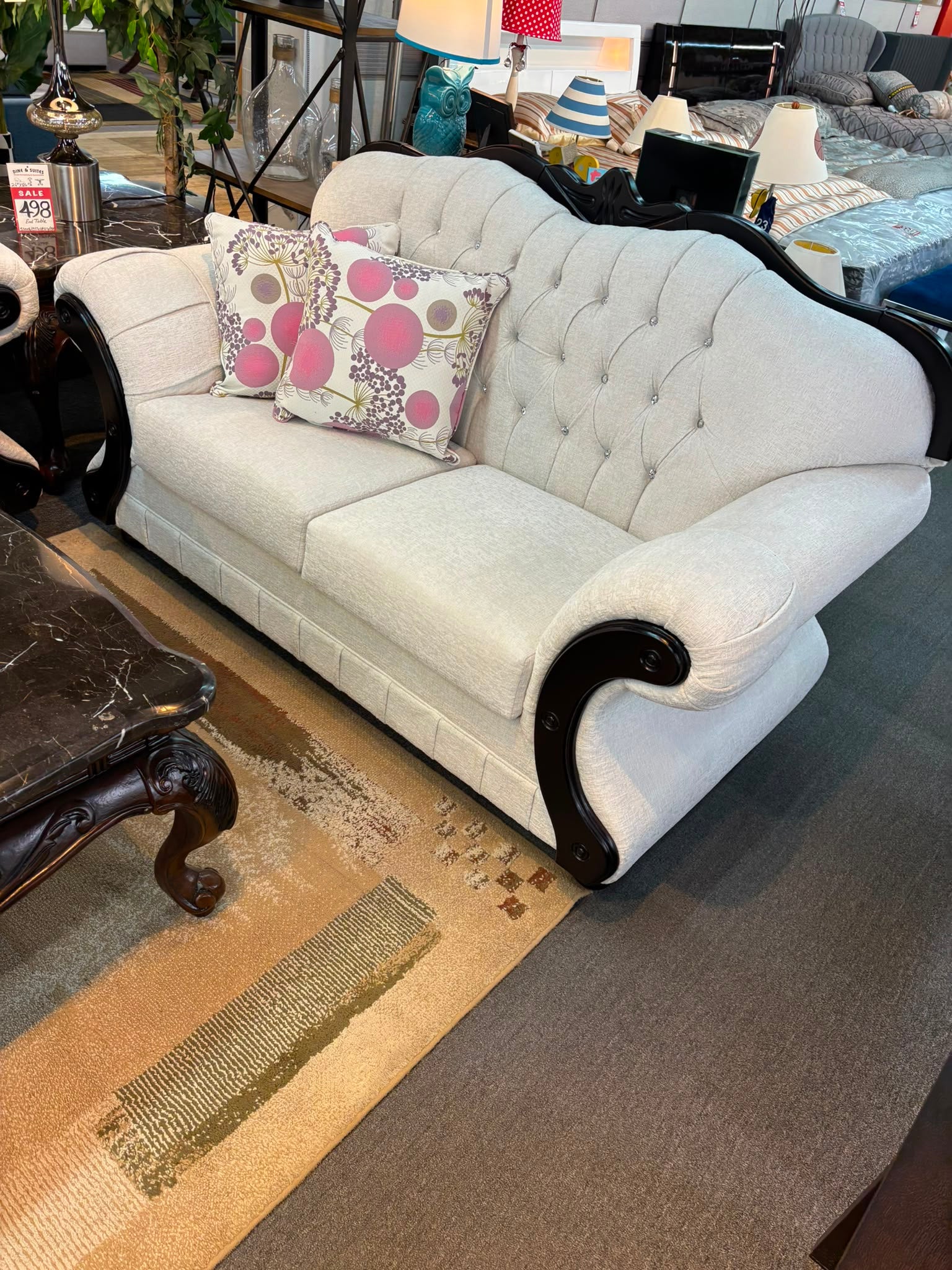 NKSDNS6@7 Canadian Made Traditional sofa / Love Seat in fabric, Color options
