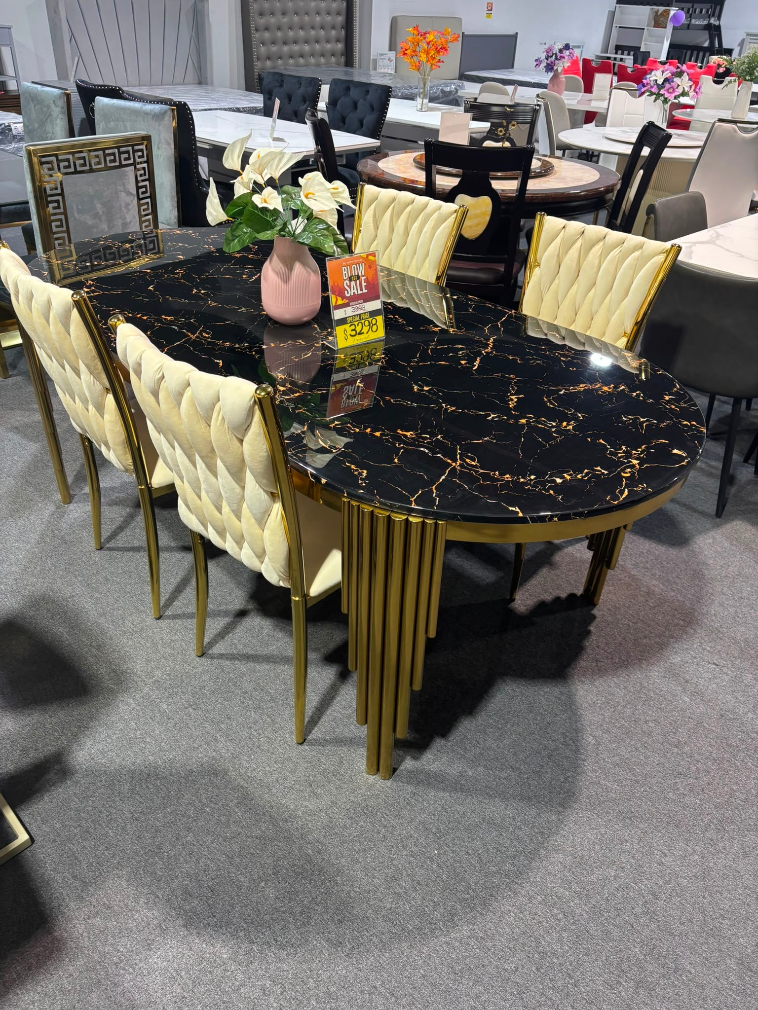 NKSDEST6 Dining Set